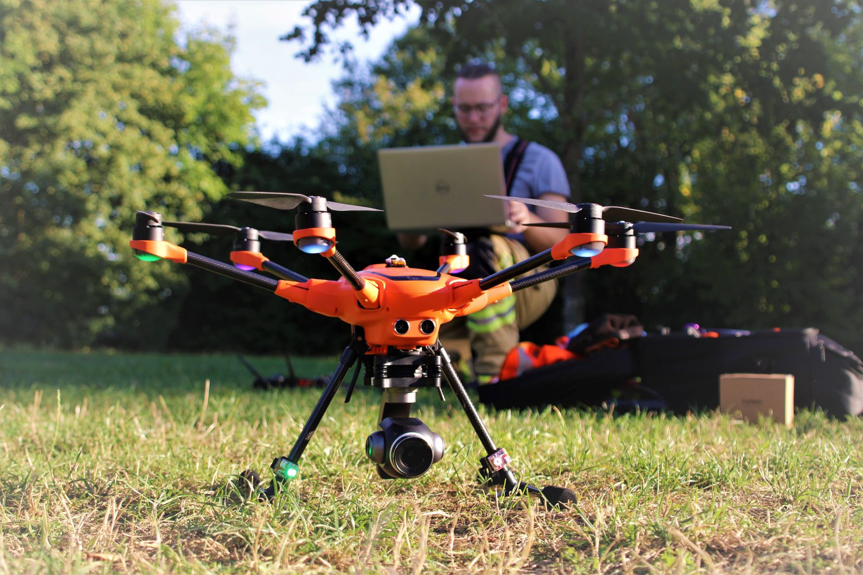 Drohne Copter Pilot Alt 2 verkleinert